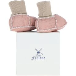 Unisex Kids Sheepskin Booties Baby Pink: Cuties -Luxe Style Central fenland unisex kids sheepskin booties baby pink cuties p5709 20349 image