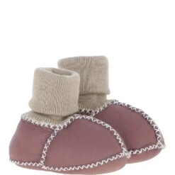 Unisex Kids Sheepskin Booties Dusty Pink: Cuties -Luxe Style Central fenland unisex kids sheepskin booties dusty pink cuties p5711 20366 image