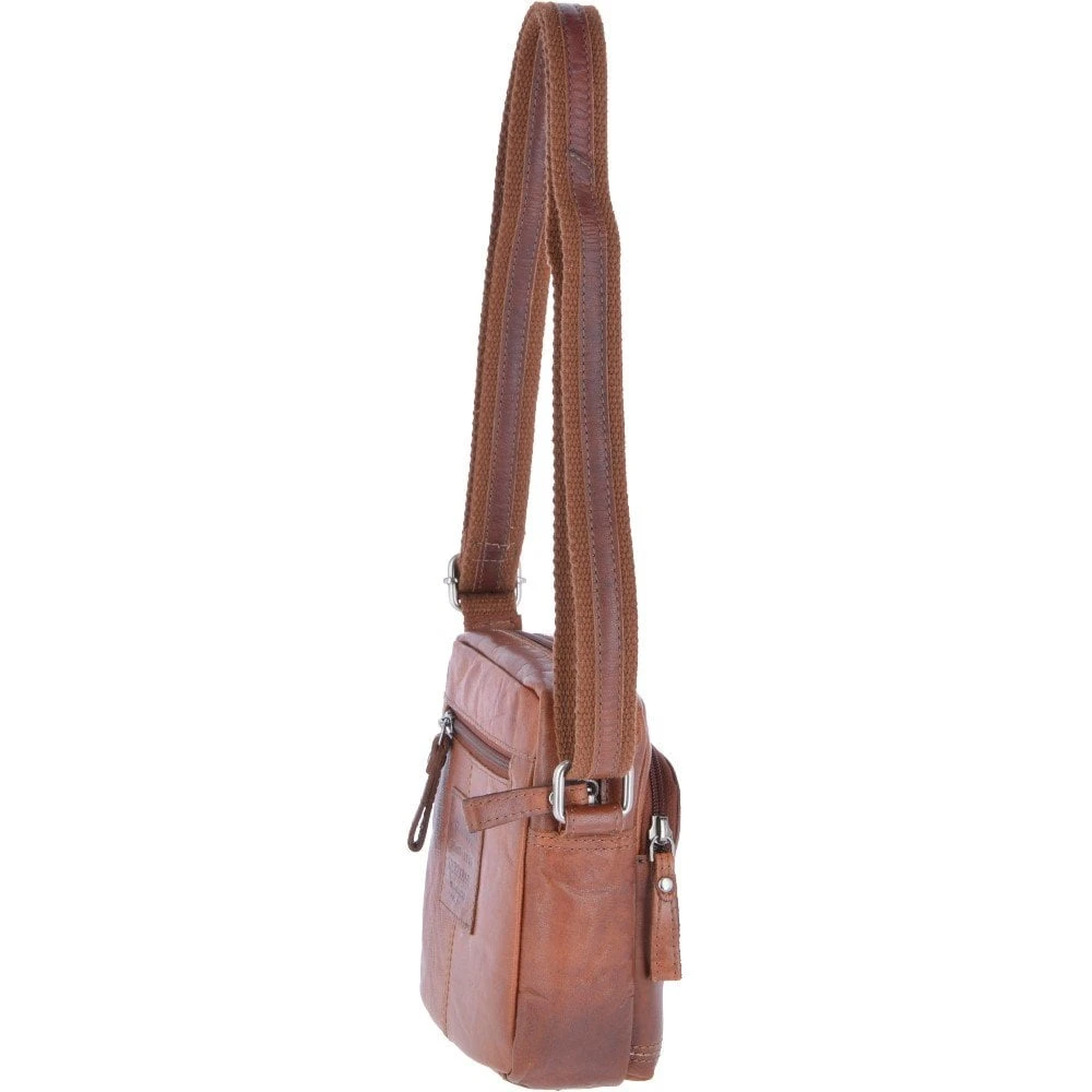 Leather Vintage Small Flight Shoulder Bag Tan : F-81 6 Leather Vintage Small Flight Shoulder Bag Tan : F-81 - Image 4