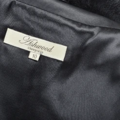 Luxury Shearling Gilet Black: Catiyana -Luxe Style Central luxury shearling gilet black catiyana p992 4314 image